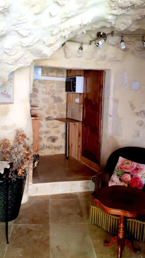 La Garde Adhemar, L'Escalier Medieval Екстер'єр фото