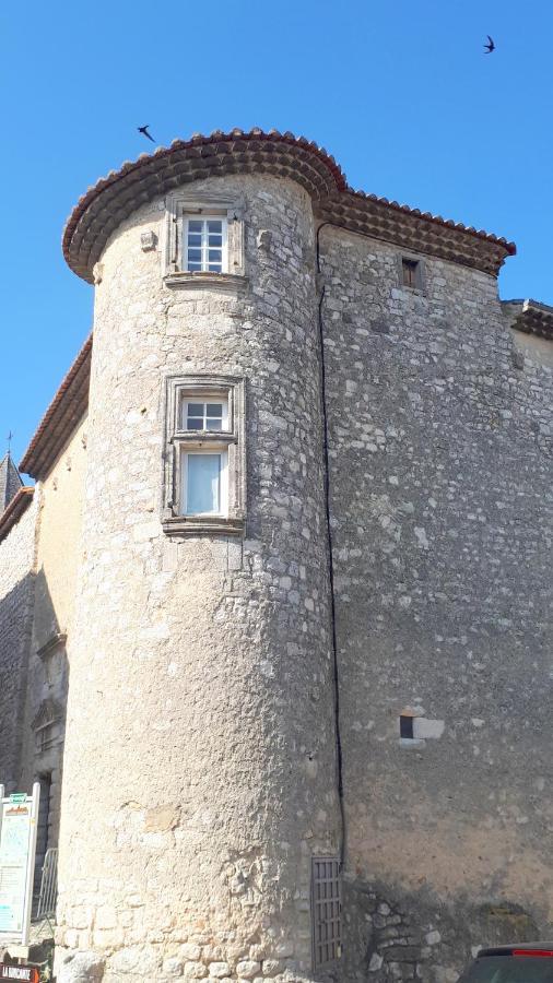 La Garde Adhemar, L'Escalier Medieval Екстер'єр фото